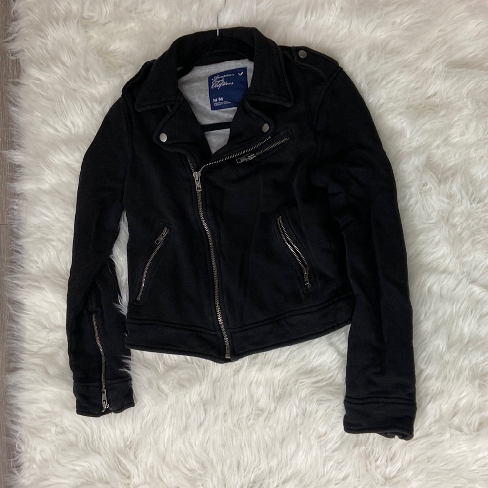 American eagle black jacket.